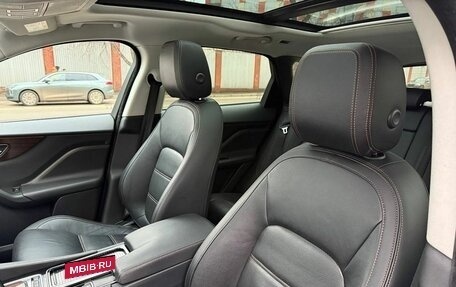 Jaguar F-Pace, 2017 год, 2 595 000 рублей, 11 фотография