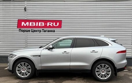 Jaguar F-Pace, 2017 год, 2 595 000 рублей, 4 фотография