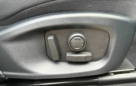 Jaguar F-Pace, 2017 год, 2 595 000 рублей, 17 фотография