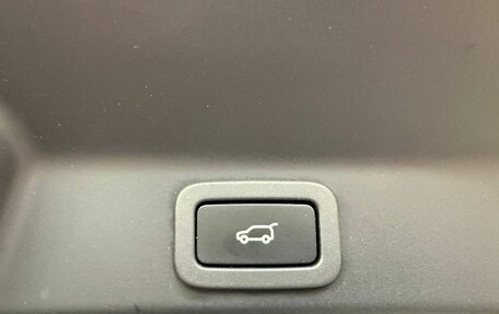 Jaguar F-Pace, 2017 год, 2 595 000 рублей, 28 фотография