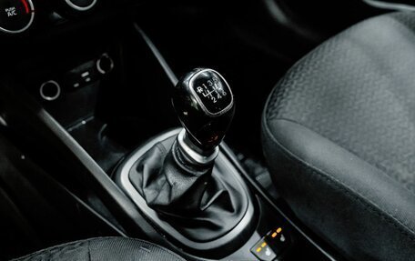 KIA Rio III рестайлинг, 2015 год, 949 000 рублей, 19 фотография