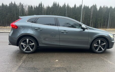 Volvo V40 II рестайлинг, 2019 год, 2 285 000 рублей, 7 фотография