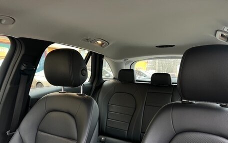 Mercedes-Benz GLC, 2017 год, 3 150 000 рублей, 21 фотография