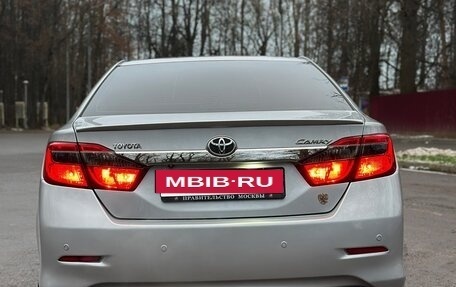 Toyota Camry, 2014 год, 1 770 000 рублей, 4 фотография