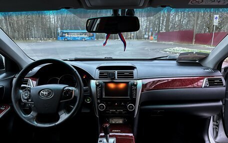 Toyota Camry, 2014 год, 1 770 000 рублей, 11 фотография