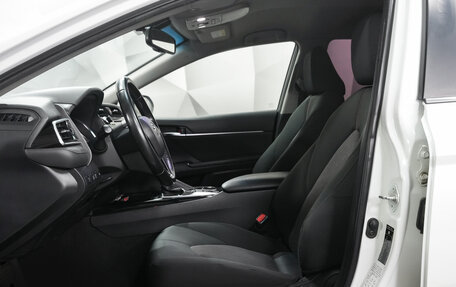 Toyota Camry, 2019 год, 2 893 000 рублей, 10 фотография