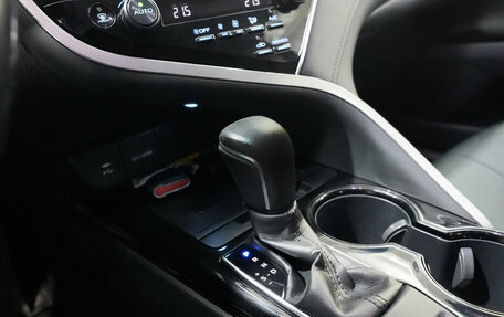 Toyota Camry, 2019 год, 2 893 000 рублей, 16 фотография