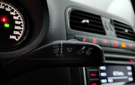 Volkswagen Polo VI (EU Market), 2017 год, 999 000 рублей, 20 фотография