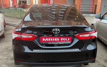 Toyota Camry, 2021 год, 2 550 000 рублей, 3 фотография