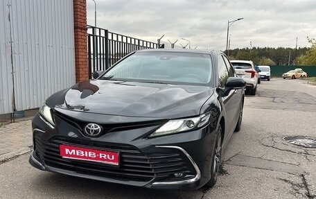 Toyota Camry, 2023 год, 4 100 000 рублей, 1 фотография