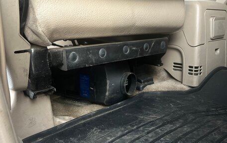 Isuzu Bighorn II, 2000 год, 800 000 рублей, 9 фотография