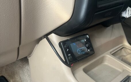 Isuzu Bighorn II, 2000 год, 800 000 рублей, 8 фотография