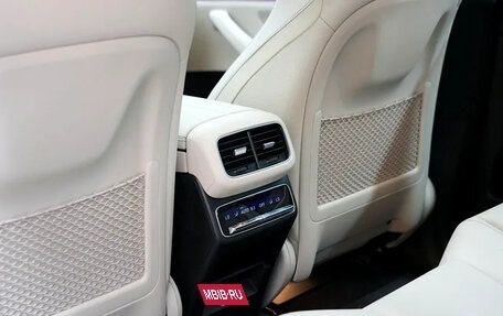 Mercedes-Benz GLE, 2025 год, 16 800 000 рублей, 16 фотография