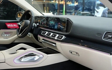 Mercedes-Benz GLE, 2025 год, 16 800 000 рублей, 11 фотография