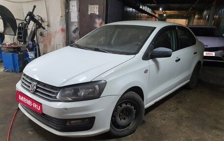 Volkswagen Polo VI (EU Market), 2016 год, 735 000 рублей, 3 фотография