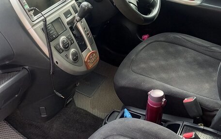 Toyota Ractis I, 2007 год, 710 000 рублей, 6 фотография