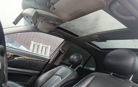 Mercedes-Benz E-Класс, 2002 год, 180 000 рублей, 24 фотография