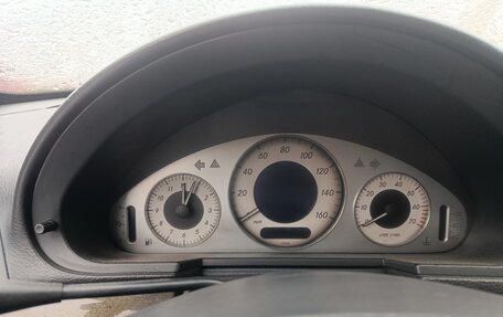 Mercedes-Benz E-Класс, 2002 год, 180 000 рублей, 26 фотография