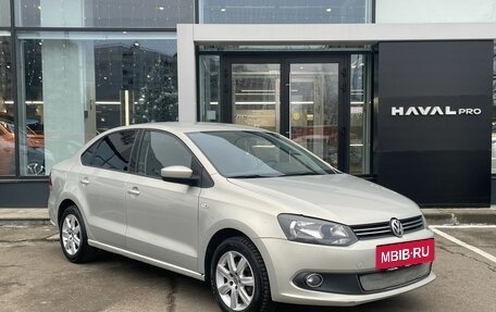 Volkswagen Polo VI (EU Market), 2011 год, 852 000 рублей, 3 фотография