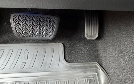 Toyota Camry, 2017 год, 2 099 000 рублей, 25 фотография