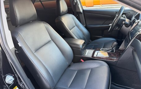 Toyota Camry, 2017 год, 2 099 000 рублей, 22 фотография