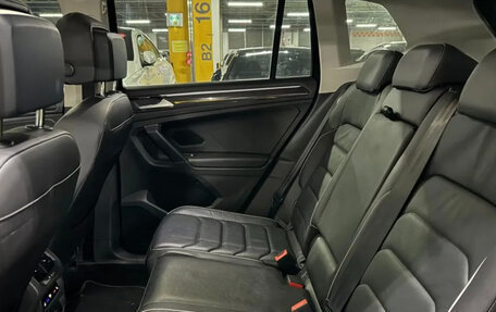 Volkswagen Tiguan II, 2023 год, 3 217 400 рублей, 7 фотография