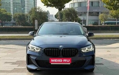BMW 1 серия, 2022 год, 1 851 520 рублей, 5 фотография