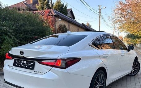 Lexus ES VII, 2021 год, 3 550 000 рублей, 3 фотография