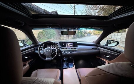 Lexus ES VII, 2021 год, 3 550 000 рублей, 10 фотография