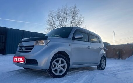 Toyota bB II рестайлинг, 2006 год, 537 000 рублей, 32 фотография