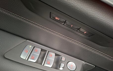 BMW 5 серия, 2020 год, 4 070 000 рублей, 14 фотография