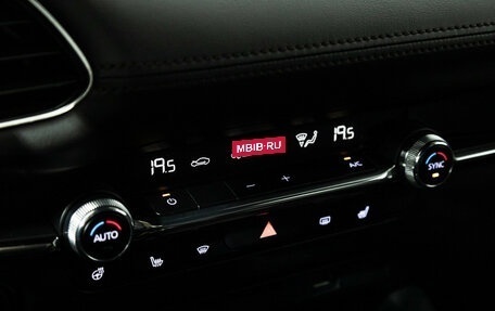 Mazda 3, 2019 год, 2 300 000 рублей, 19 фотография