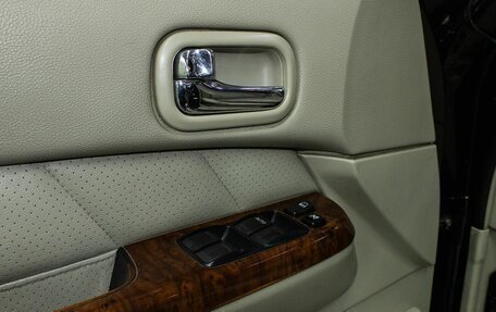 Nissan Patrol, 2004 год, 2 279 000 рублей, 19 фотография