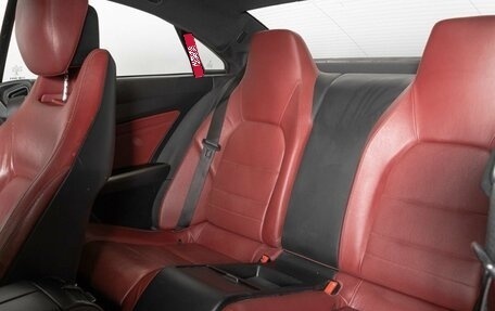 Mercedes-Benz E-Класс, 2015 год, 1 850 000 рублей, 10 фотография