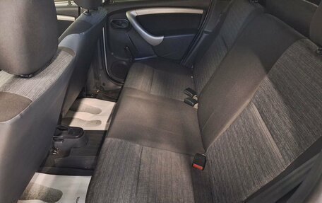 Renault Duster I рестайлинг, 2014 год, 850 000 рублей, 13 фотография