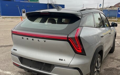 Geely Atlas, 2025 год, 2 900 000 рублей, 4 фотография