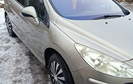 Peugeot 308 II, 2010 год, 230 000 рублей, 2 фотография