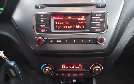 KIA Rio III рестайлинг, 2015 год, 890 000 рублей, 12 фотография