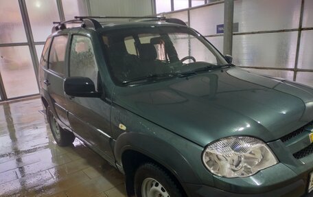 Chevrolet Niva I рестайлинг, 2015 год, 725 000 рублей, 6 фотография