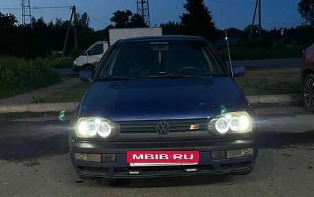 Volkswagen Golf III, 1996 год, 230 000 рублей, 2 фотография