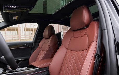 Audi A8, 2025 год, 15 875 000 рублей, 13 фотография