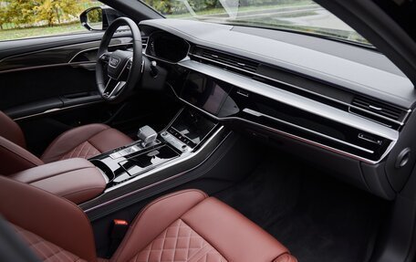 Audi A8, 2025 год, 15 875 000 рублей, 12 фотография