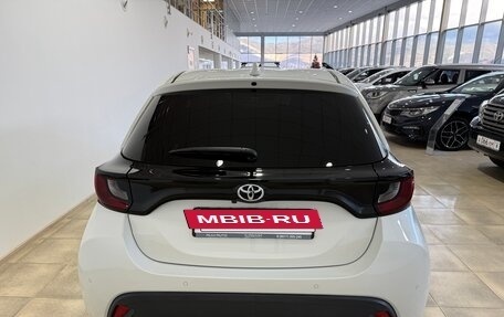 Toyota Yaris, 2020 год, 1 400 000 рублей, 7 фотография