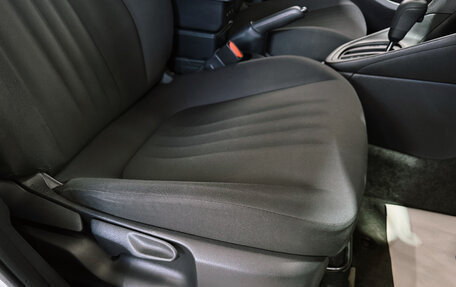 Toyota Yaris, 2020 год, 1 400 000 рублей, 20 фотография