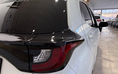 Toyota Yaris, 2020 год, 1 400 000 рублей, 10 фотография