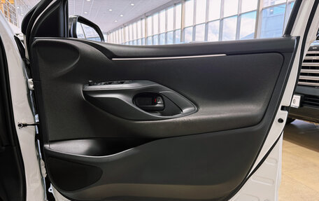 Toyota Yaris, 2020 год, 1 400 000 рублей, 22 фотография