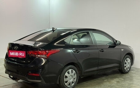 Hyundai Solaris II рестайлинг, 2017 год, 836 000 рублей, 3 фотография