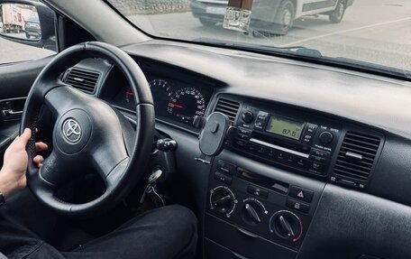 Toyota Corolla, 2005 год, 670 000 рублей, 5 фотография