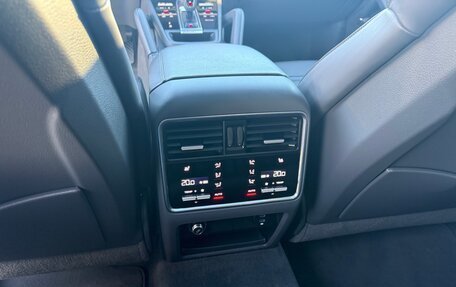 Porsche Cayenne III, 2022 год, 10 800 000 рублей, 15 фотография