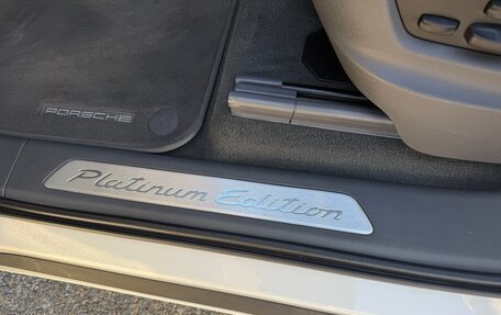 Porsche Cayenne III, 2022 год, 10 800 000 рублей, 13 фотография